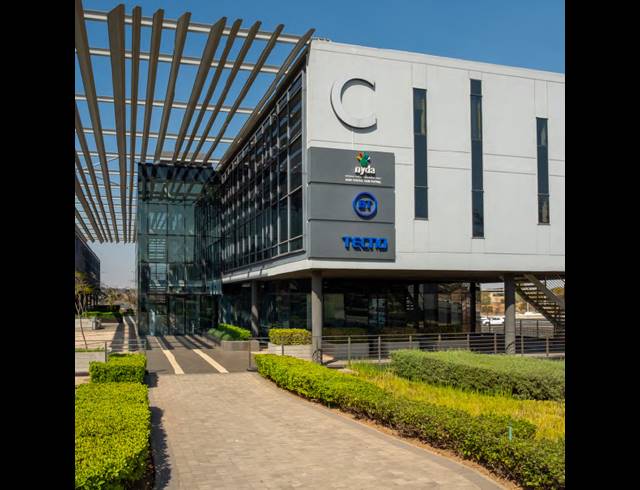 612M² OFFICE TO LET IN WOODMEAD